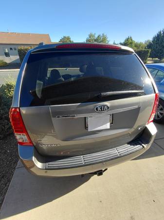 2012 KIA Sedona EX — photo 7