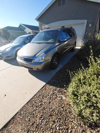 2012 KIA Sedona EX — photo 5