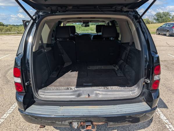 2007 Ford Explorer Limited V8 4dr 4x4 Automatic — photo 8