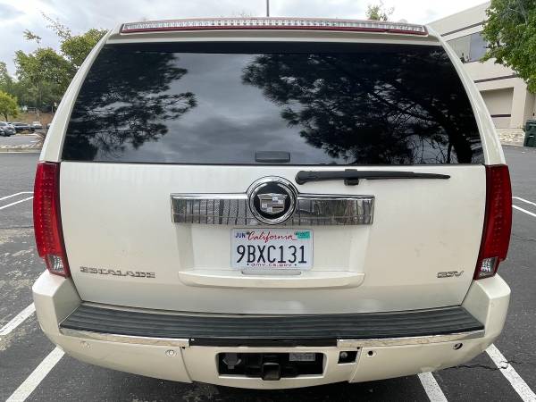 2007 Cadillac Escalade ESV Base All-wheel Drive Automatic — photo 9