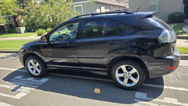 2004 Lexus RX 330 Base — photo 2