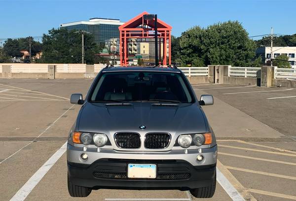 2002 BMW X5 3.0i — photo 1