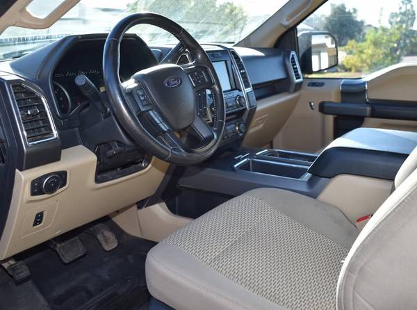2015 Ford F-150 XLT — photo 9