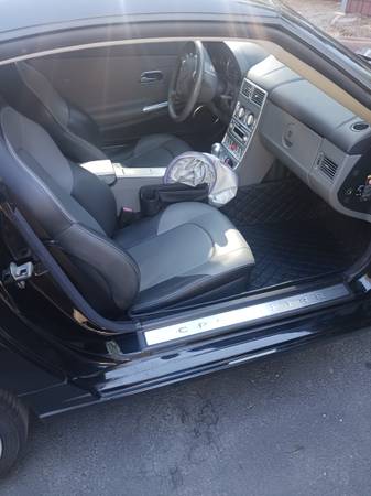 2004 Chrysler Crossfire Base 2dr Coupe Manual — photo 2