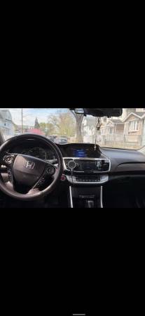 2014 Honda Accord Hybrid EX-L 4dr Sedan CVT — photo 5
