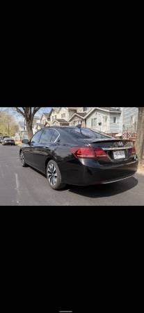 2014 Honda Accord Hybrid EX-L 4dr Sedan CVT — photo 4