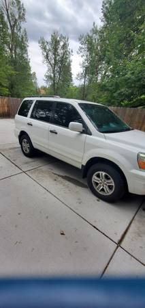 2005 Honda Pilot LX 4dr 4x4 Sport Utility Automatic — photo 2