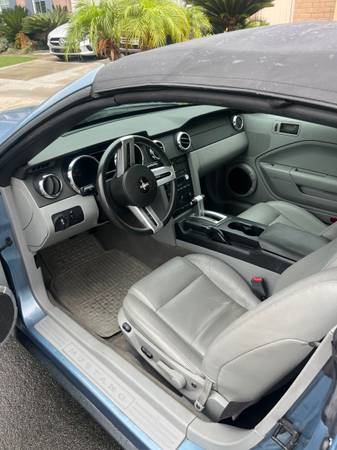 2005 Ford Mustang GT 2dr Convertible Manual — photo 6