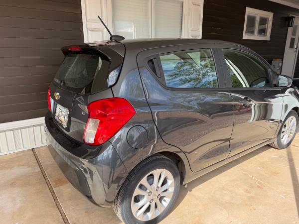 2022 Chevrolet Spark LS CVT 4dr Hatchback CVT — photo 2