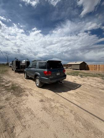 2005 Toyota Sequoia SR5 V8 4x4 Automatic — photo 5