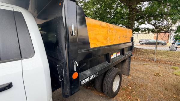2025 Ford F350 Ton — photo 3