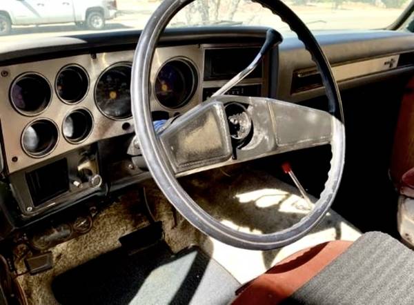 1983 Chevrolet Blazer Base 2dr 4WD SUV — photo 11