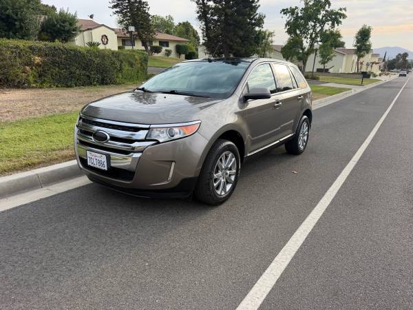 2013 Ford Edge SE 4dr All-wheel Drive Automatic — photo 1