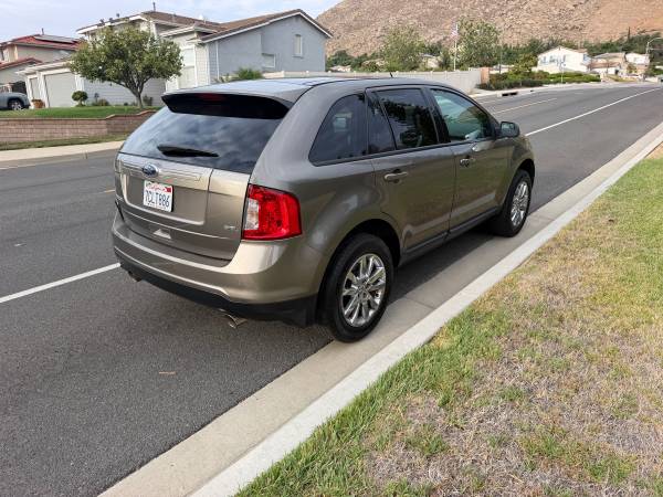 2013 Ford Edge SE 4dr All-wheel Drive Automatic — photo 5