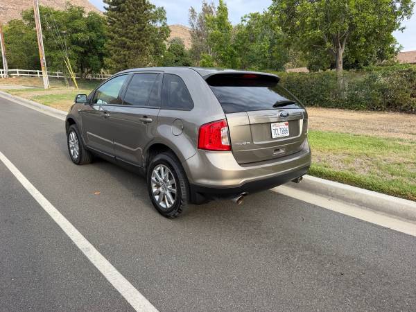 2013 Ford Edge SE 4dr All-wheel Drive Automatic — photo 3