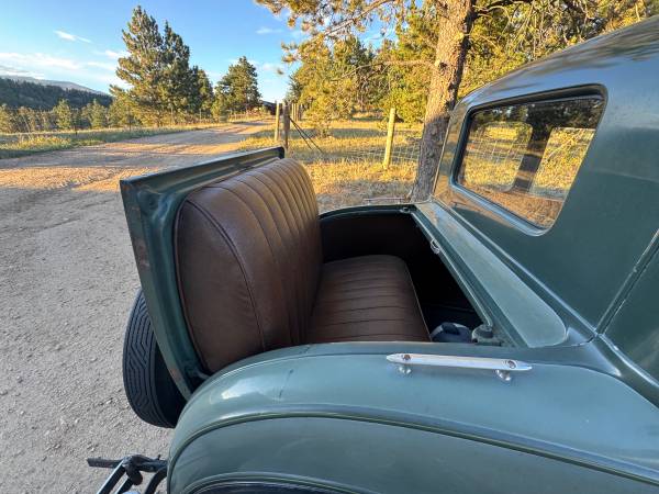 1931 Ford Model Deluxe — photo 6