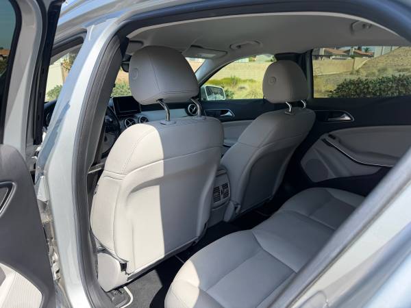 2015 Mercedes-Benz GLA Class Base GLA 250 4dr All-wheel Drive 4MATIC Automatic — photo 9