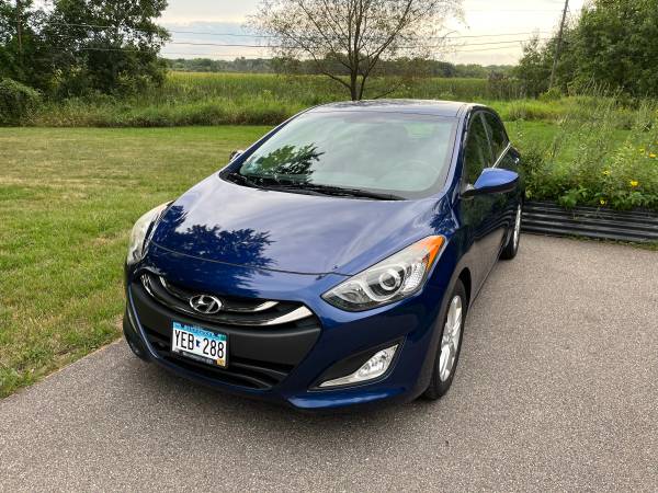 2013 Hyundai Elantra GT Base 4dr Hatchback Manual — photo 1