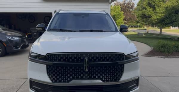 2025 Lincoln Navigator Reserve Four Wheel Drive Automatic — photo 6