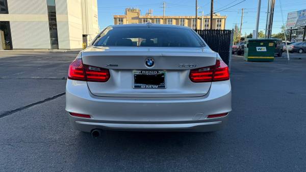 2015 BMW 320i Xdrive — photo 5