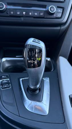 2015 BMW 320i Xdrive — photo 10