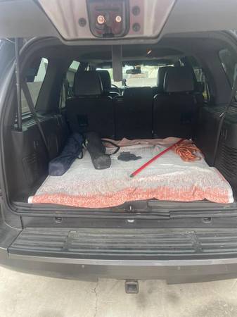 2011 Ford Expedition XL 4dr 4x2 Automatic — photo 7