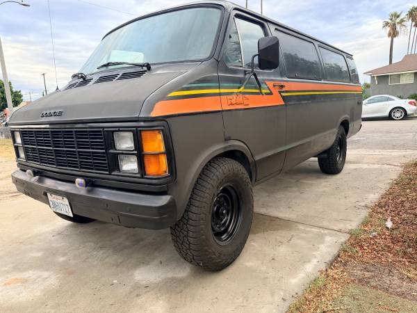 1984 Dodge RAM VAN B250 3dr Cargo Van — photo 1