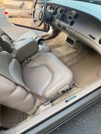 1995 Buick Rivera Super — photo 12