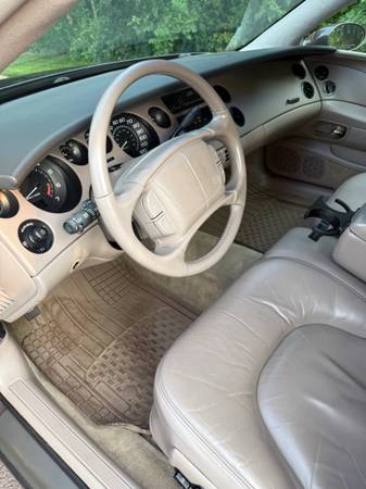 1995 Buick Rivera Super — photo 11