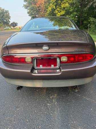1995 Buick Rivera Super — photo 2