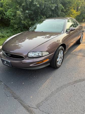 1995 Buick Rivera Super — photo 4
