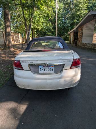 2003 Chrysler Seabring Limited — photo 4