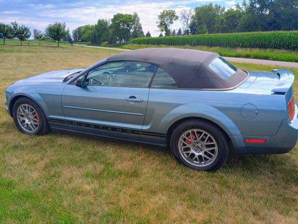 2006 Ford Mustang GT Premium — photo 7