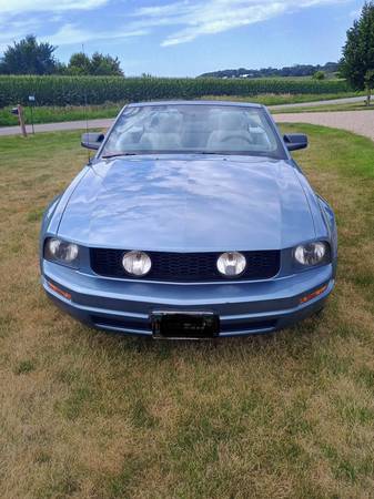 2006 Ford Mustang GT Premium — photo 5