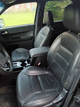 2010 Ford Escape XLT 4dr 4x4 Automatic — photo 5