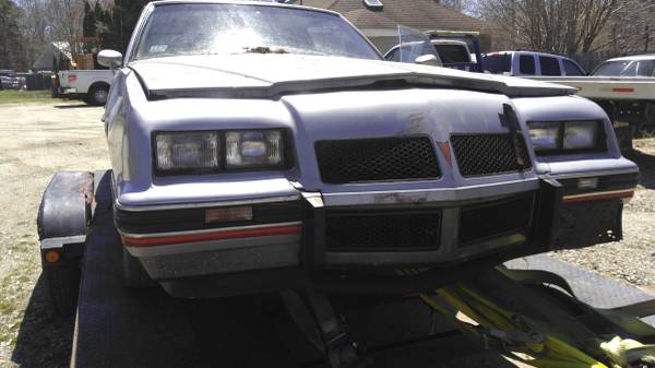 1986 Pontiac Grand Prix LE 2dr Coupe — photo 4