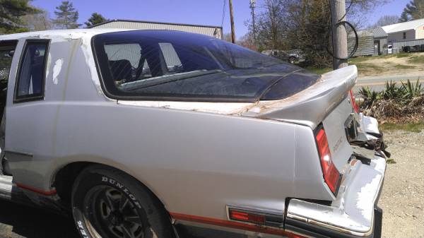 1986 Pontiac Grand Prix LE 2dr Coupe — photo 1