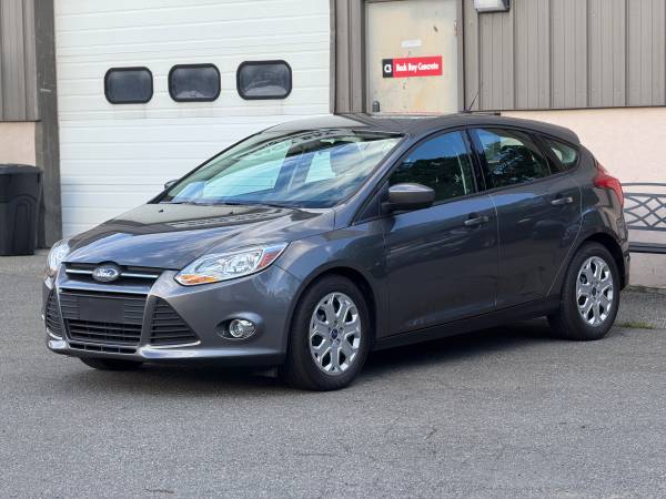 2012 Ford Focus SE 4dr Sedan Automatic — photo 3