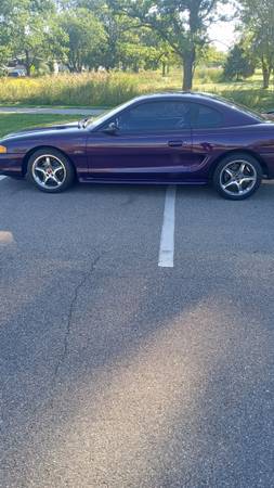 1996 Ford Mustang GT 2dr Fastback — photo 1