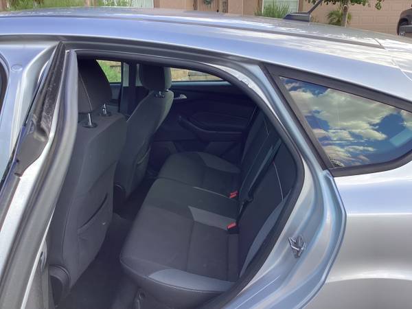 2013 Ford Focus SE 4dr Sedan Automatic — photo 5