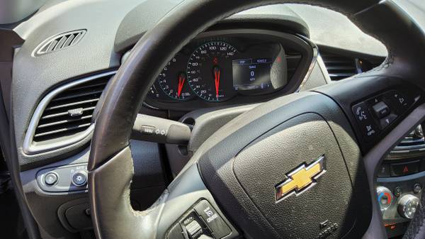 2019 Chevrolet Trax LT Front-wheel Drive Automatic — photo 11