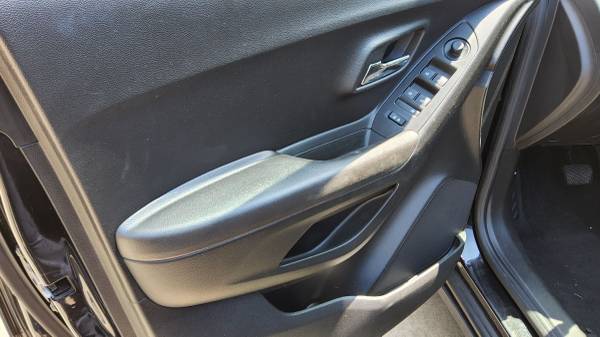 2019 Chevrolet Trax LT Front-wheel Drive Automatic — photo 9