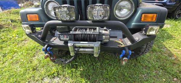 2001 Jeep Sahara — photo 9