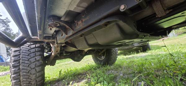 2001 Jeep Sahara — photo 12