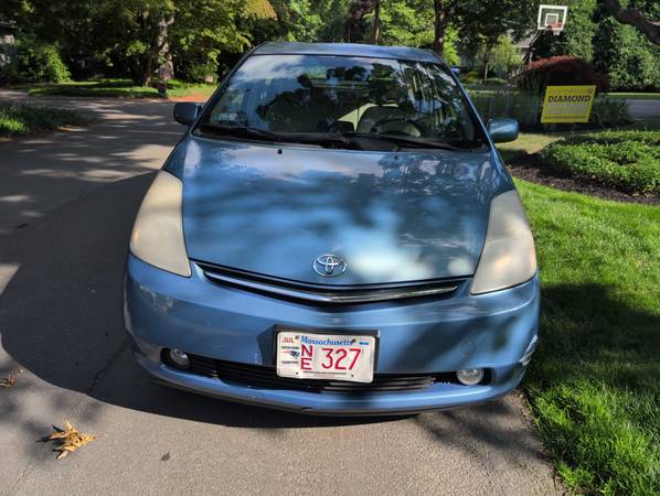 2006 Toyota Prius Base 5dr Sedan CVT — photo 3