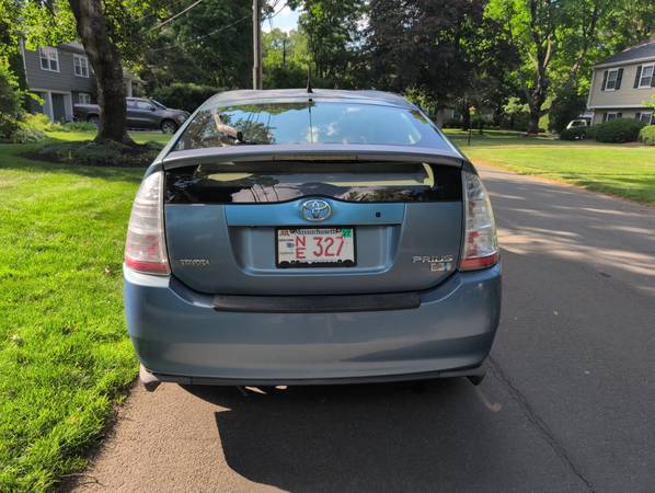 2006 Toyota Prius Base 5dr Sedan CVT — photo 8