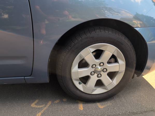 2006 Toyota Prius Base 5dr Sedan CVT — photo 12