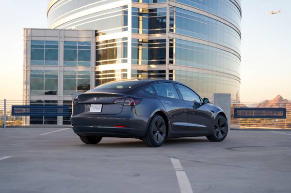 2023 Tesla Model 3 Base — photo 2