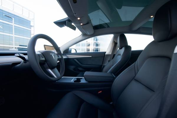 2023 Tesla Model 3 Base — photo 5
