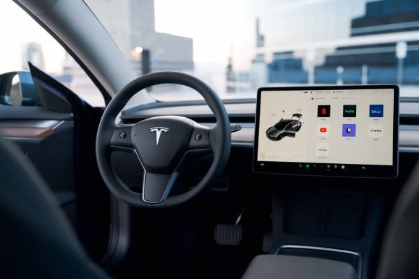 2023 Tesla Model 3 Base — photo 4